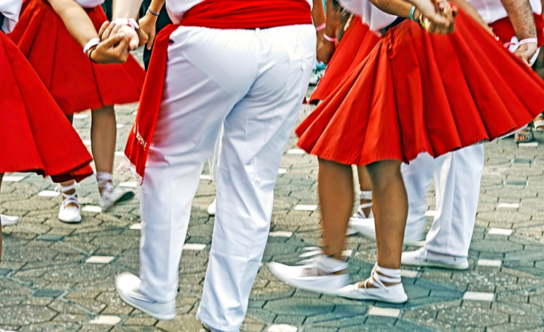 Fiestas Populares en Sant Feliu de Llobregat: Una Tradición Viva