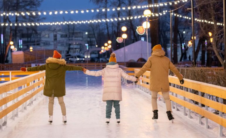 Pista de Hielo en Martorell Navidad 2024 Baix Llobregat.